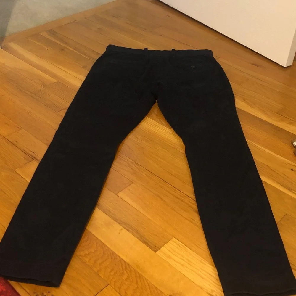 J. Crew Men's Chinos in Navy size 28x30, old navy khakis size 18 boys.
